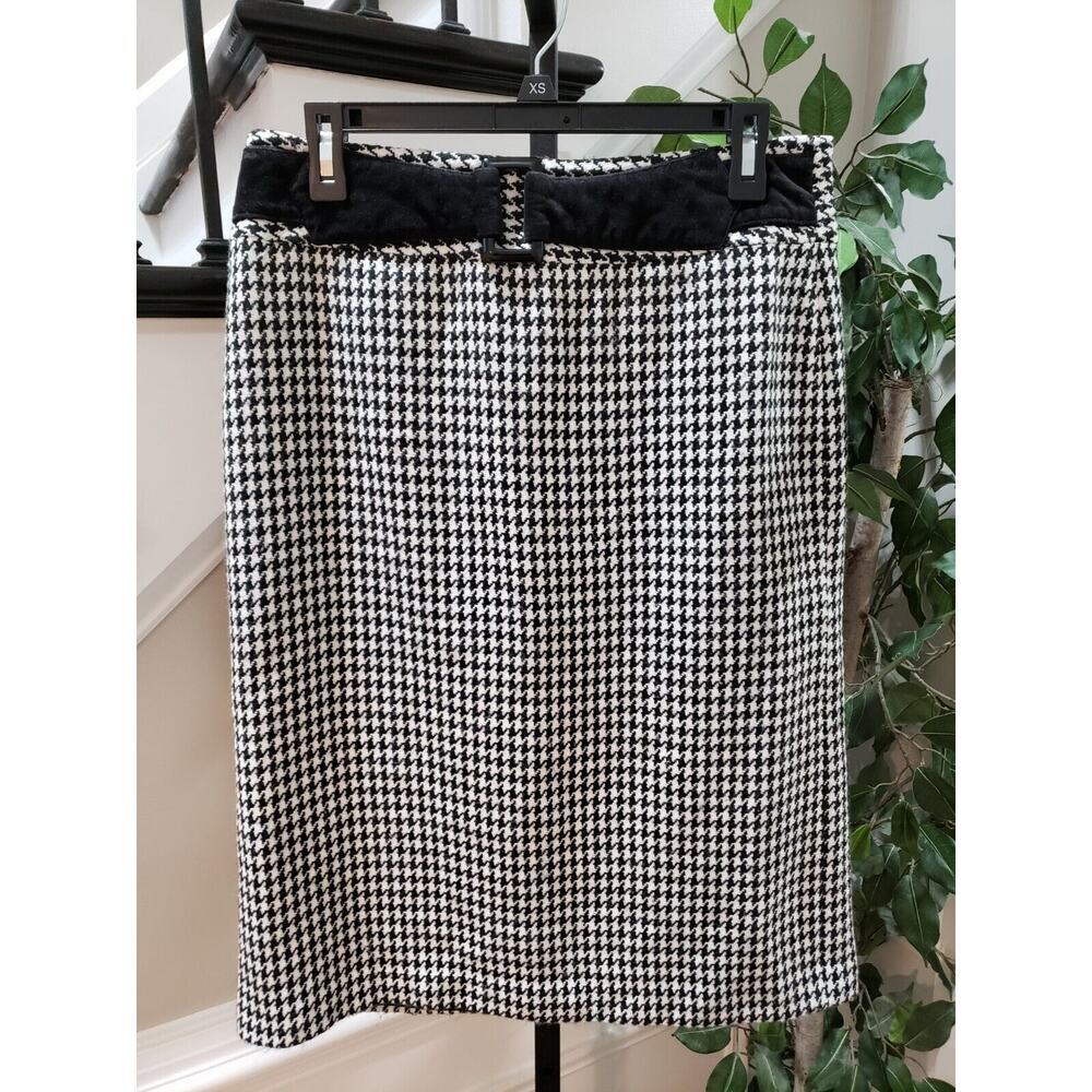 Cato Women's Black & White 100% Acrylic Casual Straight & Pencil Skirt Size 8